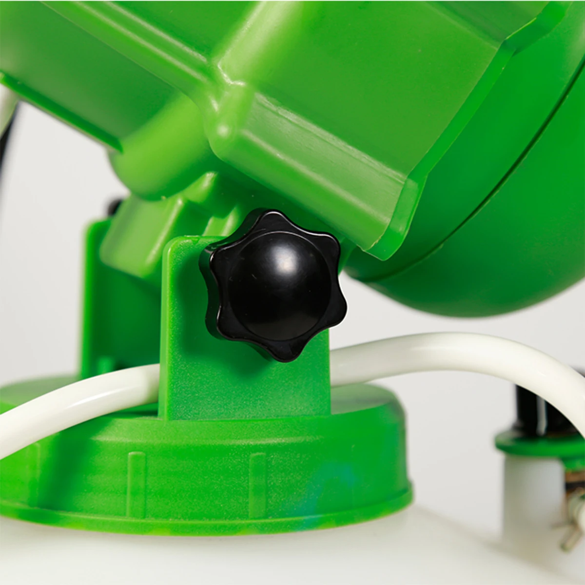 3 Nozzles Portable Ultra-low Capacity Nebulizer Disinfection Sprayer 110V/220V